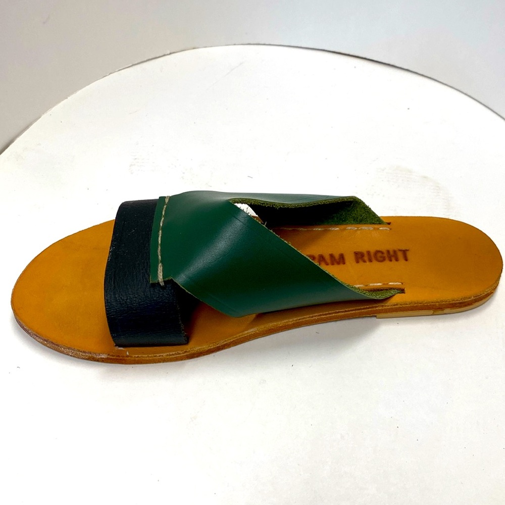 Leather sandals by Pam left Pam Right size 6 made in NYC